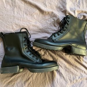 Super light weight combat boots